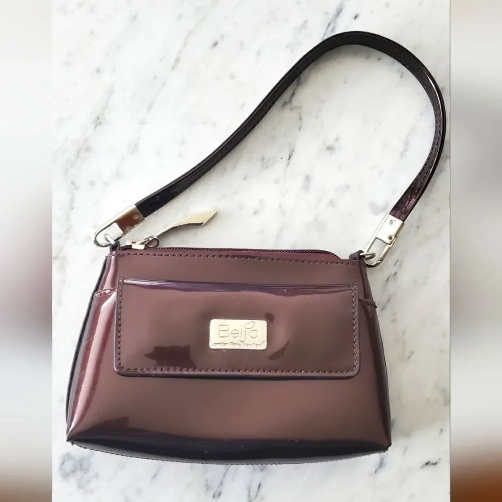 Beijo Patent Leather Wrislet